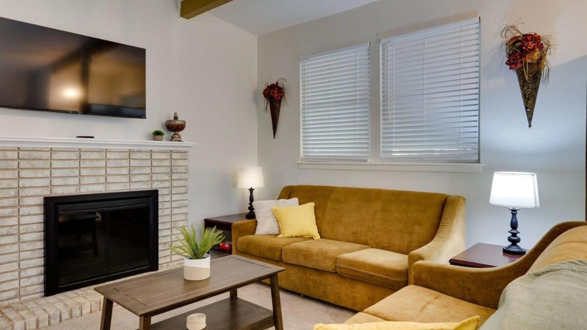 Halcyon Hangout-Mins To Downtown-Ping Pong-Pets Savannah Exterior foto